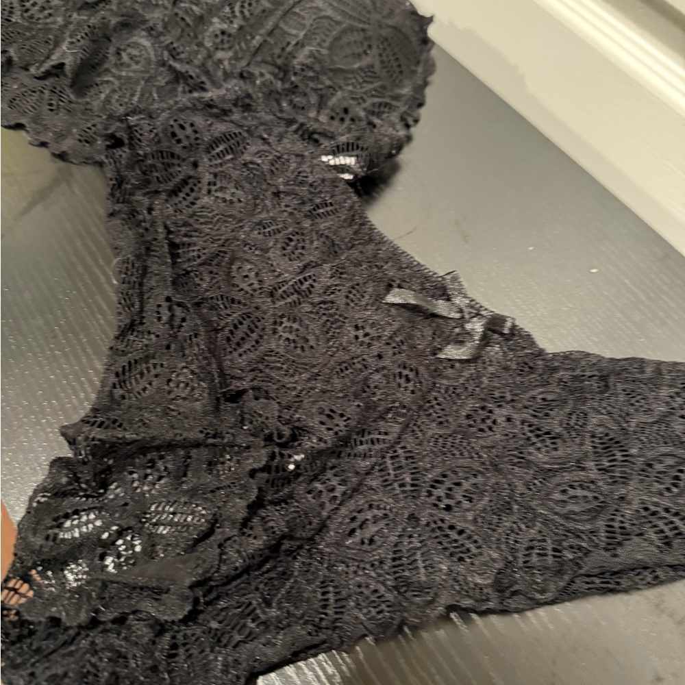 Black Lace Lingerie Set